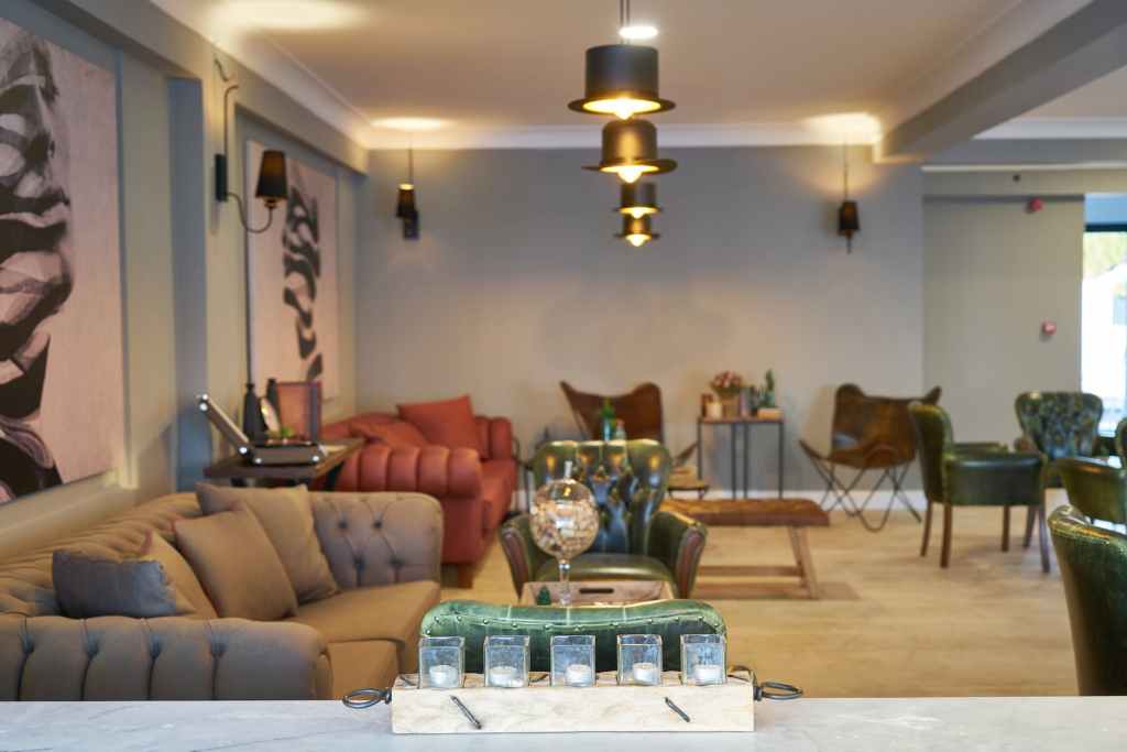 Et si vous appreniez l’art de la conversation hypnotique ? Une clé puissante pour transformer les émotions et éveiller les&nbsp;consciences