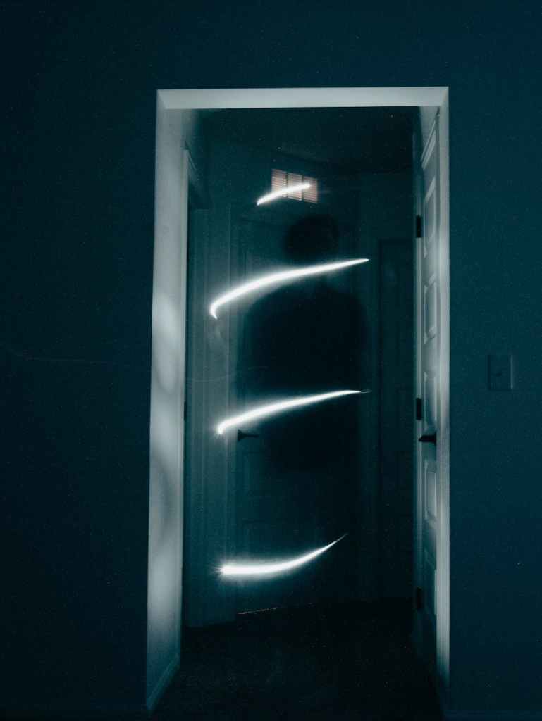 Ce soir, ton âme te regarde&nbsp;dormir